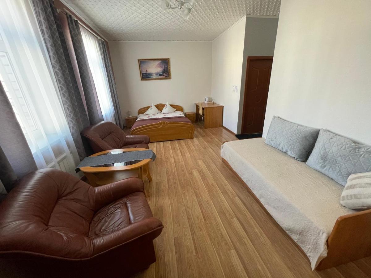 Saules Rati Hotel Daugavpils Kültér fotó