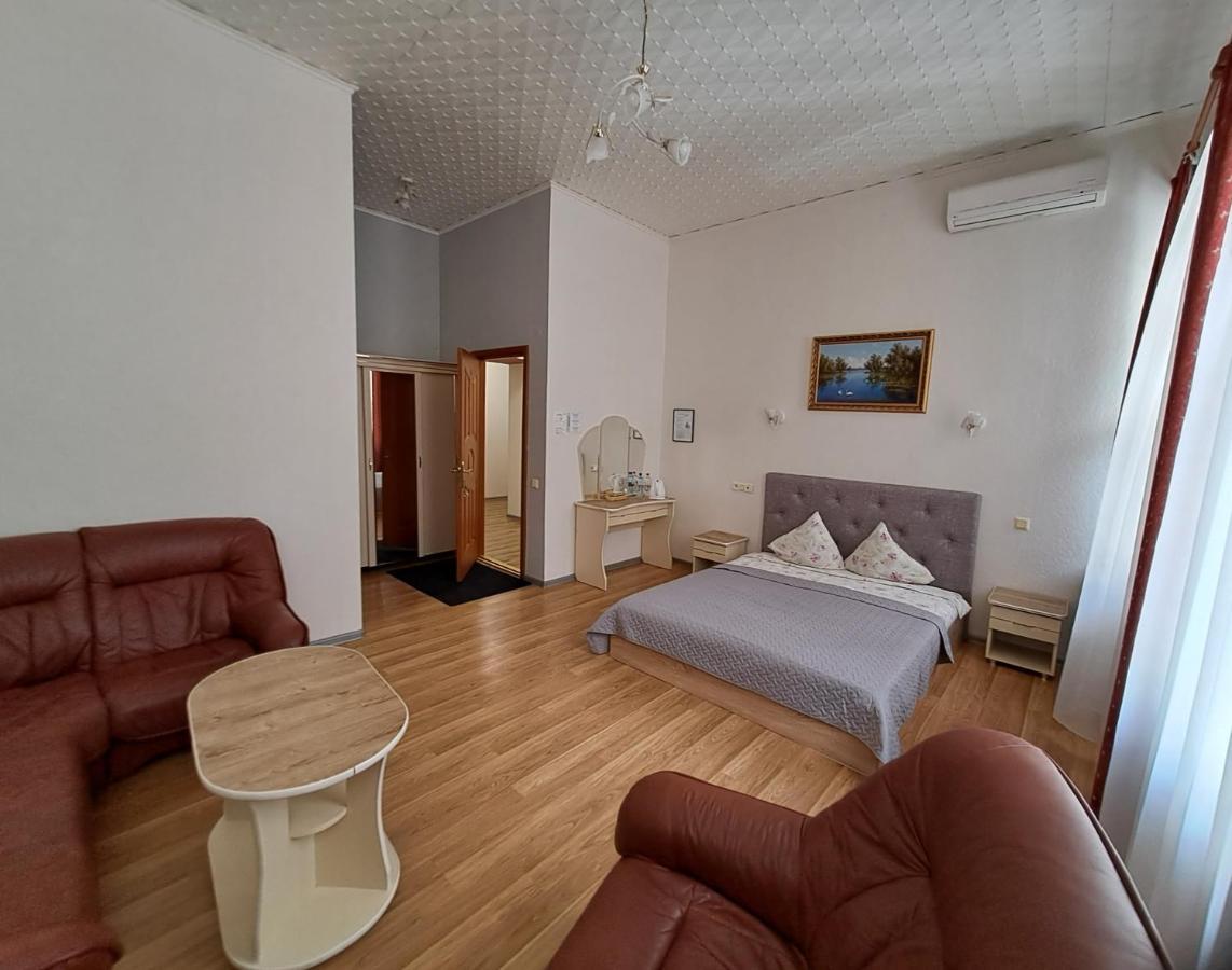 Saules Rati Hotel Daugavpils Kültér fotó