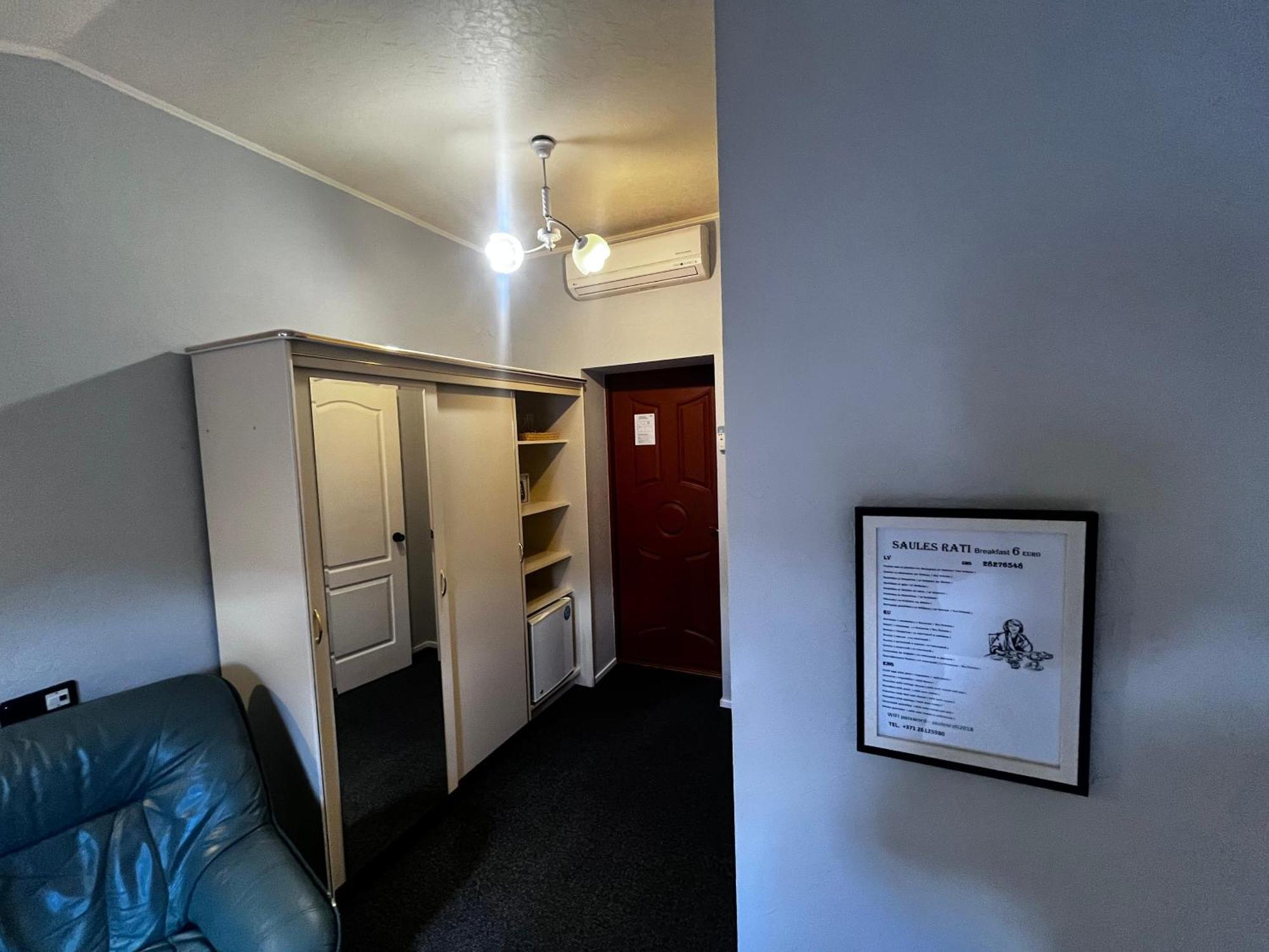 Saules Rati Hotel Daugavpils Kültér fotó
